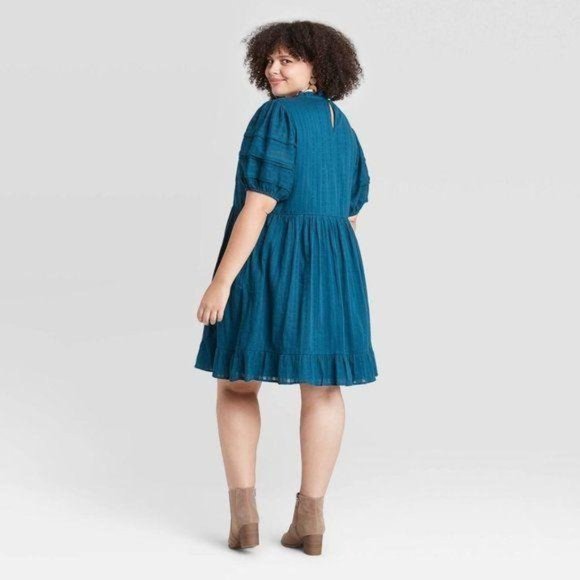 NEW Puff Sleeve Eyelet Dress - Universal Thread - Picture 6 of 9